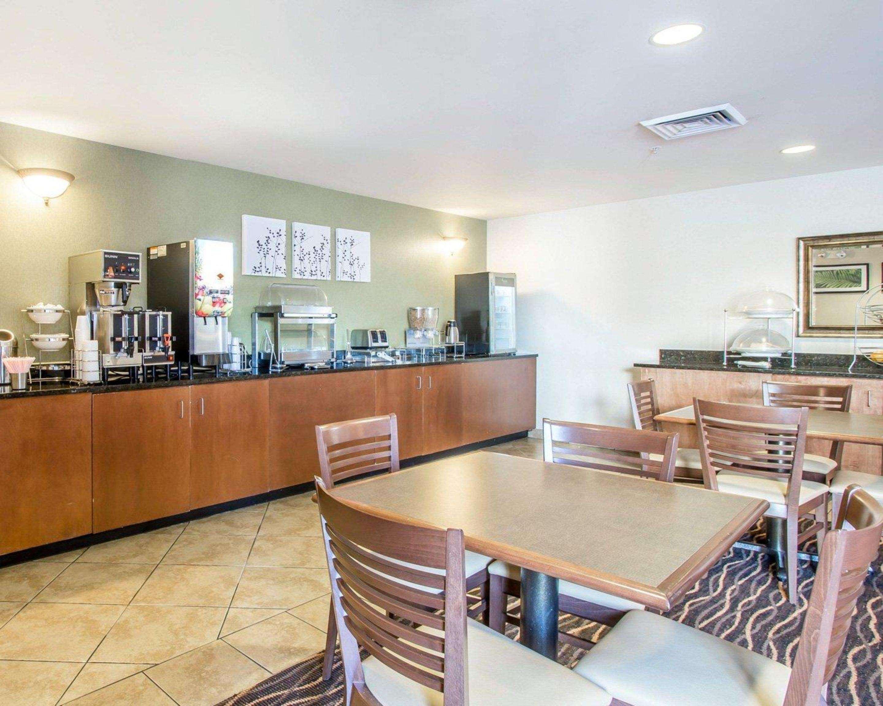 Sleep Inn&Suites Panama City Beach Upper Grand Lagoon Buitenkant foto